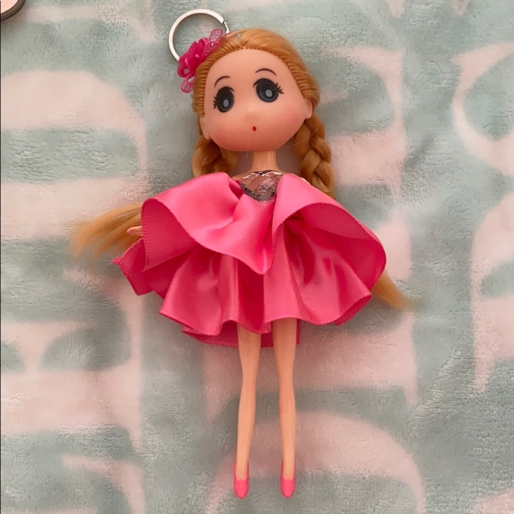 Pink dress heart crystal doll keychain